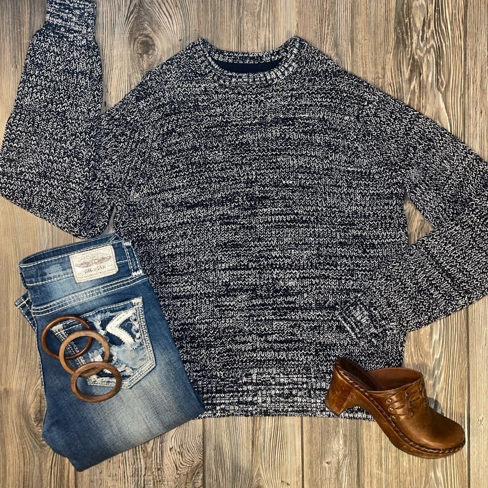American Eagle Outfitters Navy and White Marled Knit Sweater